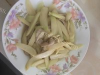 好吃的茭白炒肉做法图解7)