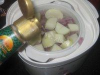 自制牛腩炖土豆做法图解6)