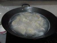 自己做的酸菜馅饺子做法图解11)