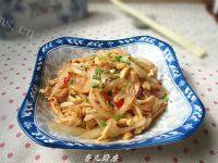 家常菜洋葱炒鸡丝