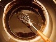 独特的热巧克力慕丝蛋糕做法图解3)