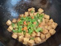 色泽不错的小炒豆腐