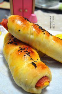 色味俱全的蜂蜜热狗面包卷