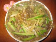 家常菜萝卜炖粉条