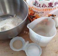 家庭版老式方排面包做法图解1)
