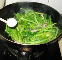 家常菜雪菜炒肉丝做法图解10)