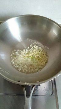 家常菜炒三丁做法图解7)