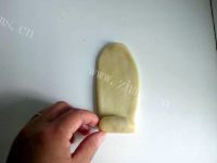 简单版红豆蛋黄酥做法图解10)