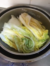 美味的韩式泡菜做法图解2)
