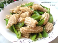 美味的爆炒鱿鱼卷