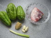 佛手瓜炒肉片自制做法图解1)