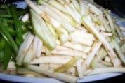 家常菜鱼香茄丝做法图解2)