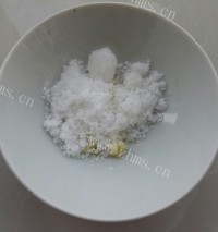 香气浓郁的鱼丸酸辣粉做法图解6)