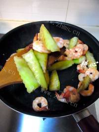 家常菜丝瓜炒虾仁