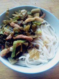 酸菜肉丝面