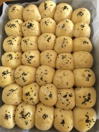 美味营养的淡奶油面包做法图解7)