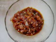 家常菜香菇肉丁做法图解1)