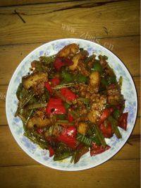 家常菜芹菜回锅肉