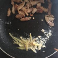 色香味俱全的焖饭做法图解7)