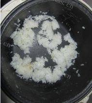 鸡肉蔬菜粥做法图解1)