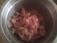常吃不腻的青椒肉丝做法图解2)