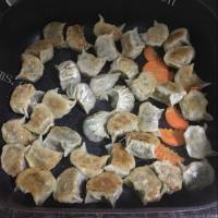 美味的香煎饺子做法图解8)