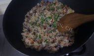 美味的鸭肉炒饭做法图解6)