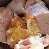 自制酱牛肉做法图解8)