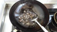 美味的海参炒蛋做法图解6)