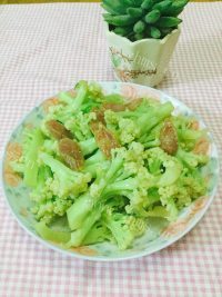超级喜欢的腊肠炒花菜做法图解8)