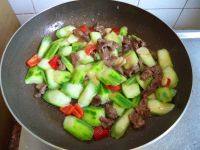 家常菜丝瓜炒牛肉