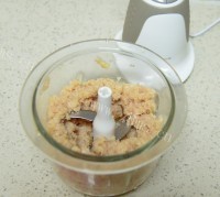 美味的鸡肉玉米肠做法图解4)