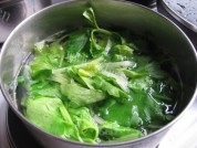 自制凉拌什锦菜做法图解2)