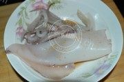 美味的烤酿鲜鱿做法图解2)