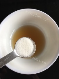 喷香的烤秋刀鱼做法图解4)