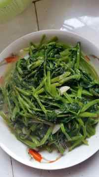 家常菜清炒竹叶菜