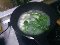 家常菜青菜豆腐汤做法图解6)
