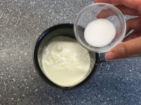 美味的巧克力鲜奶酪做法图解2)