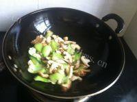 喷香的香菇炒油菜做法图解3)