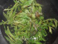 家常菜香椿拌豆腐做法图解2)