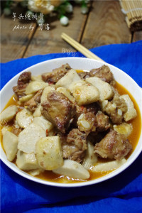 家常菜芋头烧排骨