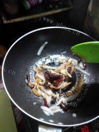美味的大盘鸡做法图解7)