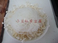 美味的蒜蓉粉丝金针菇做法图解8)