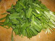 「DIY美食」鸡蛋炒韭菜做法图解2)