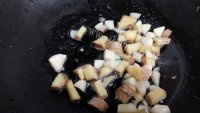 美味的姜蒜炒花甲做法图解3)