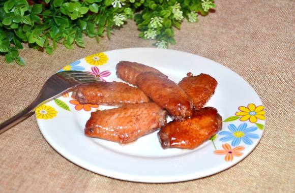 色香味俱全的蜜汁烤鸡翅