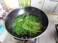 自制菠菜煎饼做法图解4)