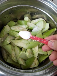 美味的烧青茄子做法图解2)