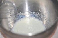 可口香甜柠檬蛋白蛋糕做法图解3)