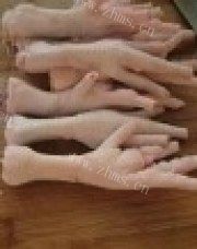 美味的鲍汁扒鸡脚做法图解1)